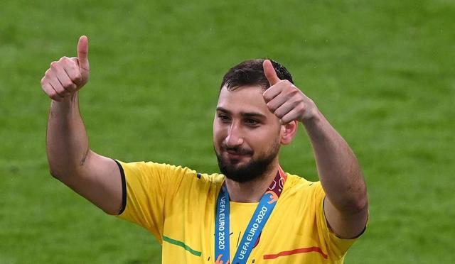 太多荣誉 太多荣誉