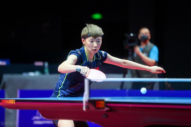 在看台上望 在看台上望