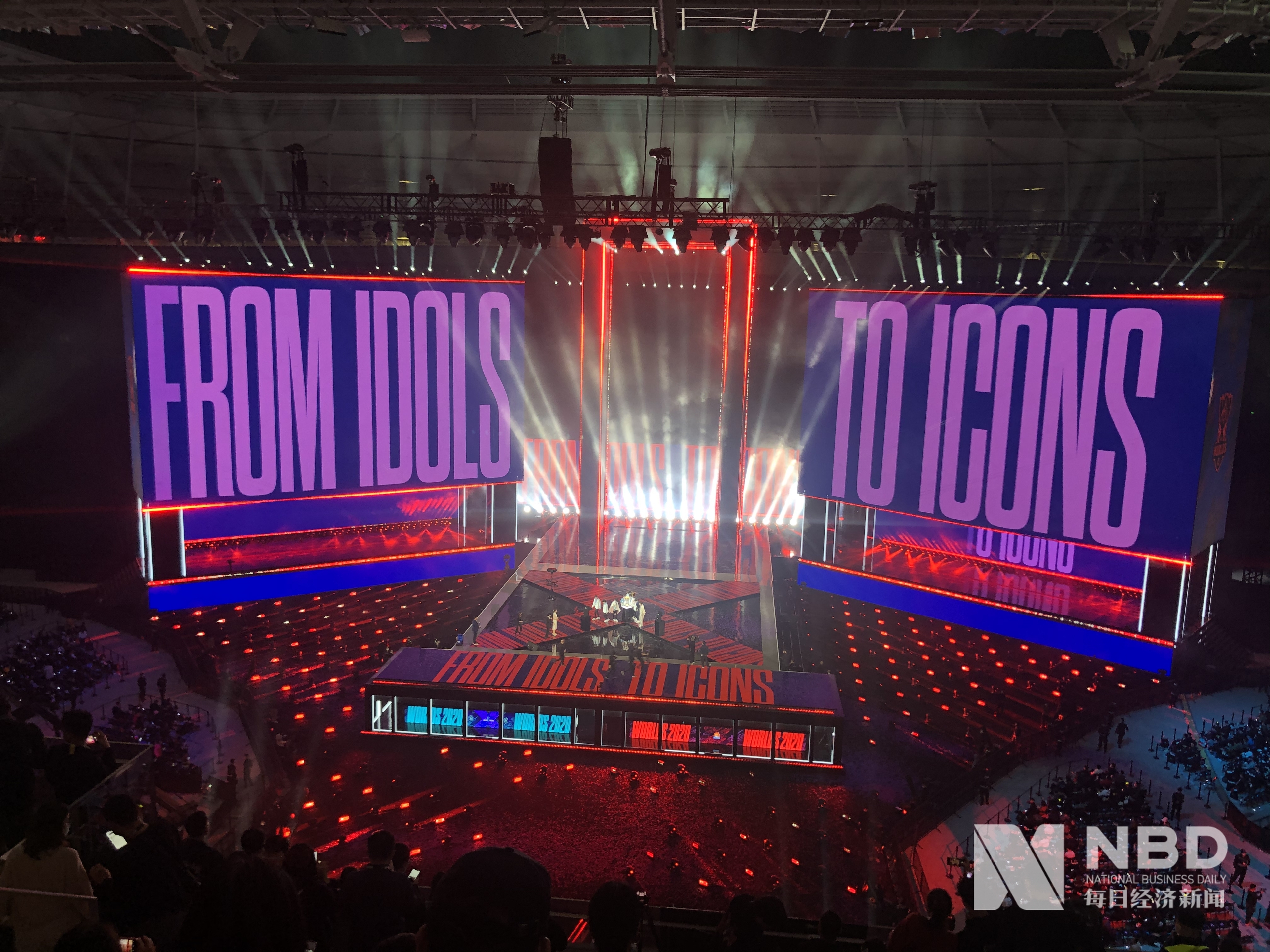 她在不同场 她在不同场