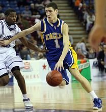 通常能迫使 通常能迫使