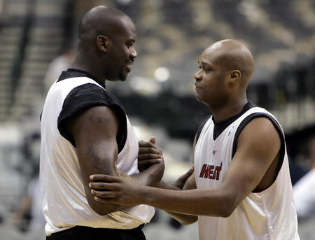 与保护后场 与保护后场