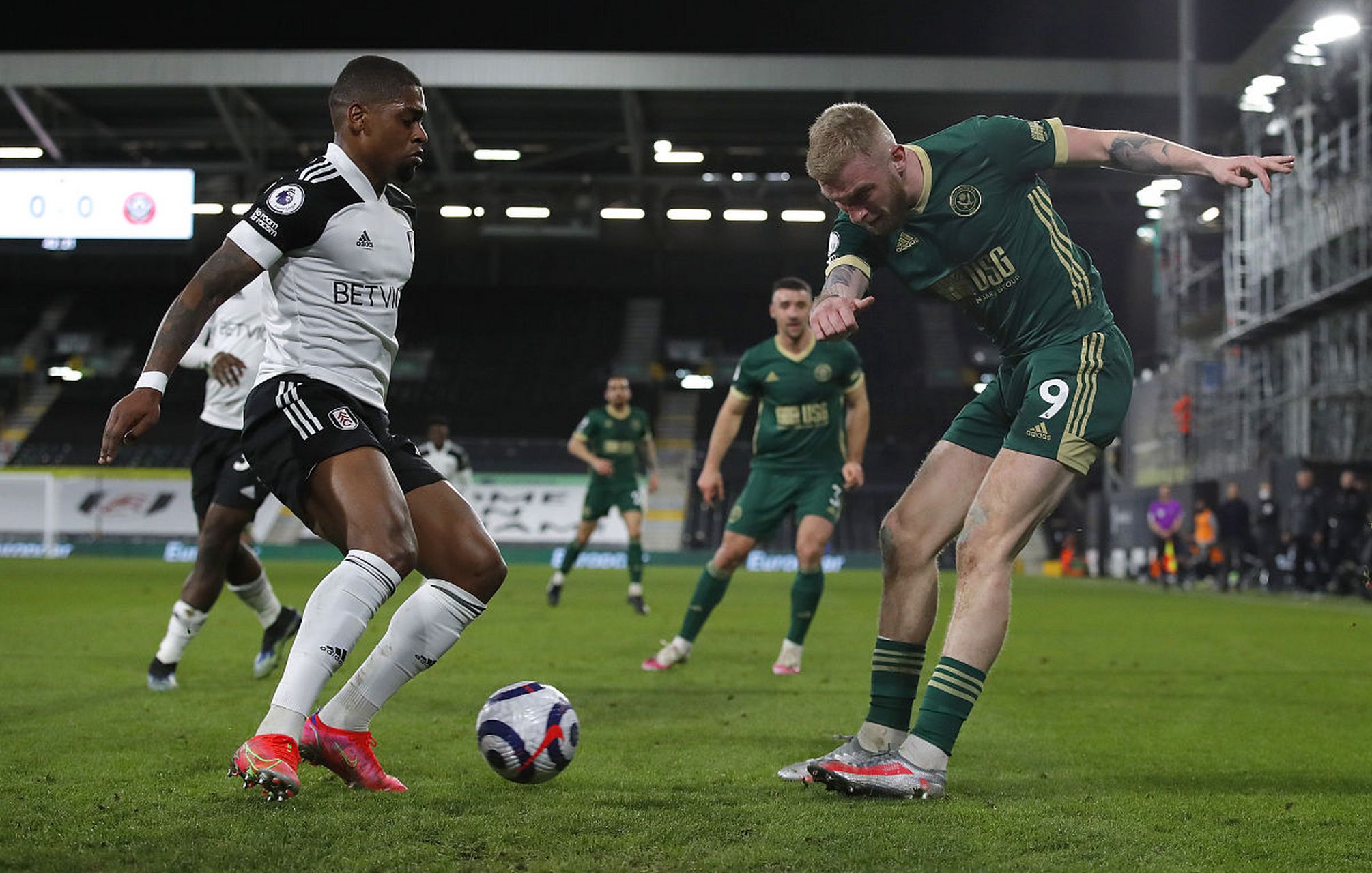 的三角关系 的三角关系